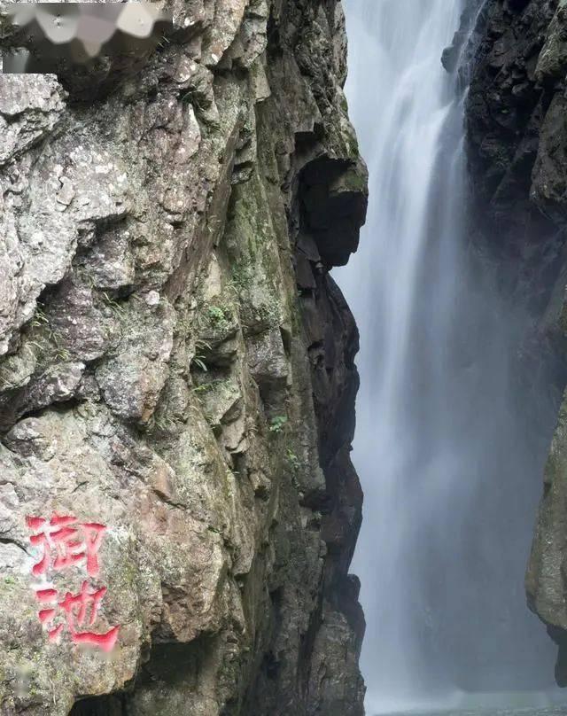被困的小恶魔